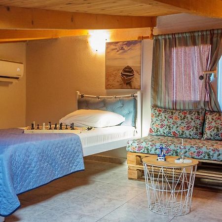 Holiday House Ioanna 2 - Loft Néa Péramos Kültér fotó